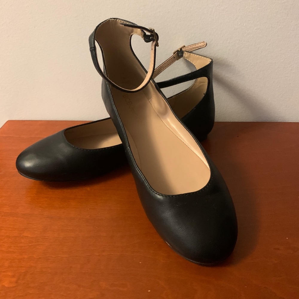 BCBGeneration Shoes - Picture 3 of 5
